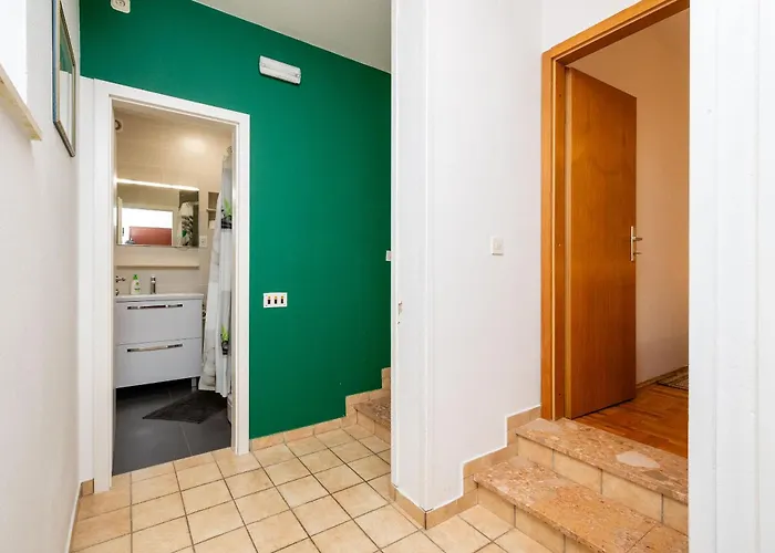 Bok Διαμέρισμα *